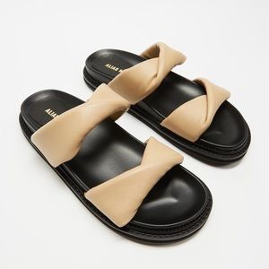 Alias Mae Paris Slides BNWT